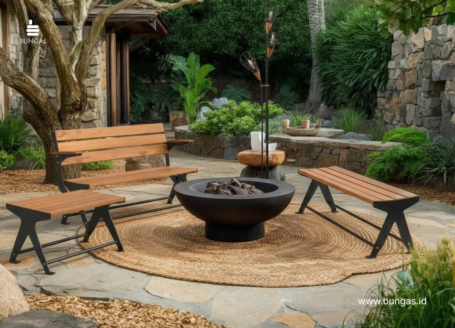 You are currently viewing Bungas Home Decor: Menghadirkan Keindahan Ruang Luar Melalui Desain Outdoor Furniture yang Minimalis